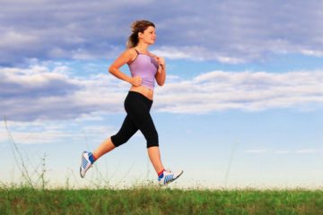 Правда ли, что тренировки на беговой дорожке сжигают меньше калорий, чем бег на улице?