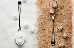 Действительно ли коричневый сахар полезнее для здоровья, чем белый?
